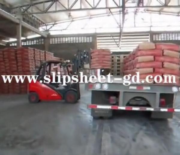 推拉器 塑料滑托板（Plastic Slip Sheet）在水泥建材行業完美應用